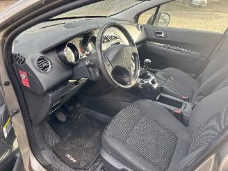 Peugeot 5008 1.2 PURET. STYLE 5P. picture 17