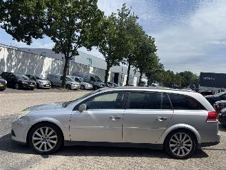 Opel Vectra STATION WAGON 1.8 EXECUTIVE picture 4