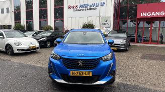 uszkodzony samochody osobowe Peugeot 2008 E ALLURE PACK 2021/11