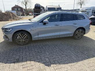 Volvo V-60 2.0 T6  Plug-in AWD picture 14