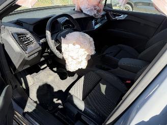 Audi Q4 40 Etron S-Line picture 8