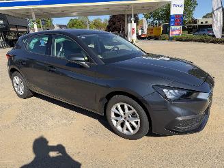 Voiture accidenté Seat Leon 1.5 TSI - 115 Pk 2025/2