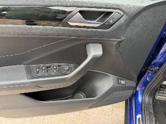 Volkswagen T-Roc 2.0 TSI -140 Kw DSG 4-Motion R-line picture 25