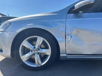 Volkswagen Passat Variant 1.6 TDI BlueMotion Executive Edition picture 12