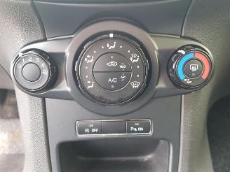 Ford Fiesta 1.5 TDCi Style Ultimate Lease Edition picture 17