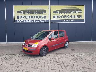škoda osobní automobily Renault Modus 1.2-16V Dynamique Luxe 2006/2