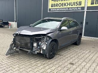 disassembly passenger cars Renault Mégane Megane III Grandtour (KZ), Combi 5-drs, 2008 / 2016 1.5 dCi 110 2013/4