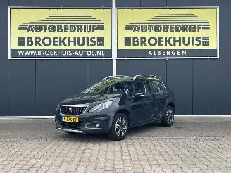Vaurioauto  passenger cars Peugeot 2008 1.2 PureTech Allure 2018/5