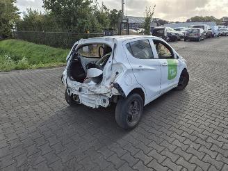 rozbiórka samochody osobowe Opel Karl SPORTBACK E-TRON 2016/10