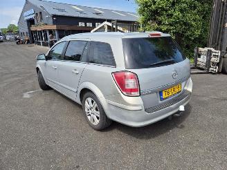 Opel Astra SW 1.6 16v picture 2