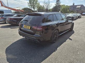 uszkodzony samochody osobowe Mercedes C-klasse Estate C-63 AMG 4.0 V8 Biturbo 2016/5