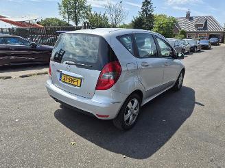 Schadeauto Mercedes A-klasse A180  54000 km!!!!! 2011/12