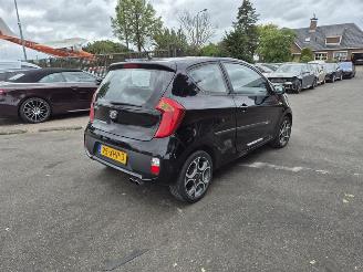 Schadeauto Kia Picanto 1.0 12v 2012/8