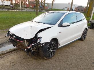 Schadeauto Volkswagen Polo 1.8 gti 2015/11