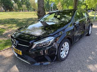 Unfallwagen Mercedes A-klasse 100 kW (136 PK)  2143 cc. 2017/7