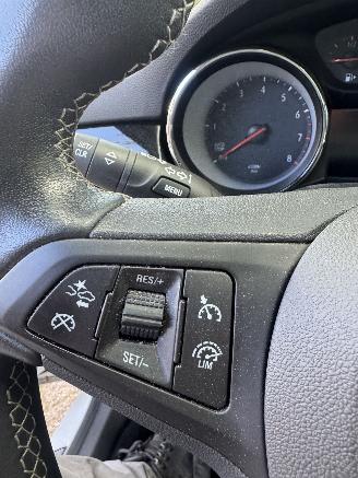 Opel Zafira TOURER picture 14