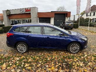 Ford Focus  picture 6