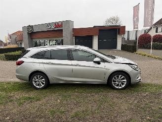 Opel Astra SPORTS TOURER+ picture 7