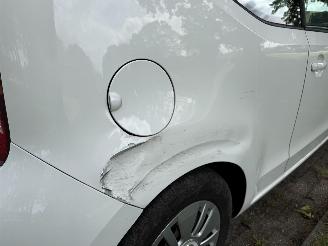 Volkswagen Up!  picture 17