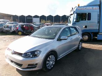 Unfallwagen Volkswagen Golf 1.4 Highline 5 Drs 2016/7