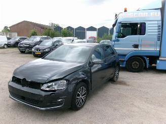 Schadeauto Volkswagen Golf 1.2 -5 Drs Allstar 2016/3