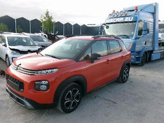 Vaurioauto  passenger cars Citroën C3 Aircross 1.2 Feel Edition 2018/8