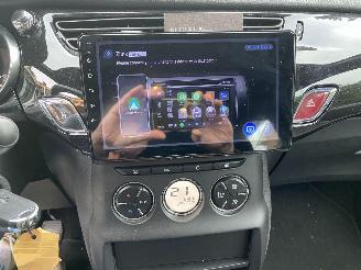 Citroën DS3 1.2 VTI Chic Motorschade picture 5