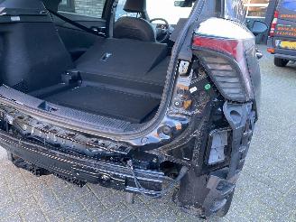 MG MG4 150KW Luxury 64 KWh picture 32