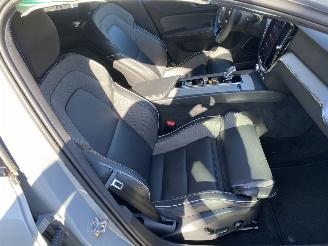 Volvo V-60 2.0 B4 Plus Bright Mild Hybrid picture 24