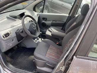 Renault Modus Automaat 1.6 82KW picture 29