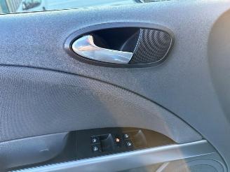 Seat Leon 1.8 TSI 16V Hatchback 4Dr Benzine 1.798cc 118kW (160pk) FWD picture 19