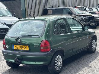 Opel Corsa -B 1.4i Hatchback  Benzine 1.389cc 44kW (60pk) FWD picture 5