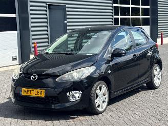 krockskadad bil auto Mazda 2 1.3 16V S-VT High Power Hatchback  Benzine 1.349cc 63kW (86pk) FWD 2010/5