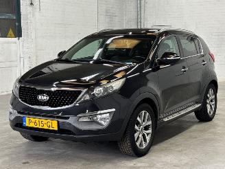 škoda osobní automobily Kia Sportage 1.6 GDI 16V 4x2 Jeep/SUV  Benzine 1.591cc 99kW (135pk) FWD 2014/7