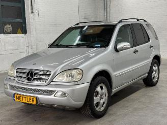 uszkodzony samochody osobowe Mercedes ML 270 2.7 CDI 20V SUV  Diesel 2.685cc 120kW (163pk) 4x4 2005/1