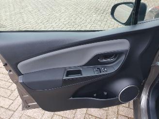 Toyota Yaris 1.5 Hybrid Trend picture 12