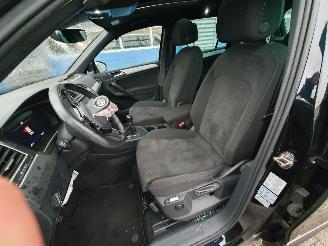 Volkswagen Tiguan 1.4 TSI Comfortline Business R-line picture 18