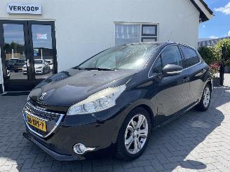 Schadeauto Peugeot 208 1.4 VTi Allure N.A.P NL AUTO 2012/7