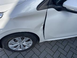 Peugeot 208 1.2 PureTech Blue Lion N.A.P NL AUTO PRACHTIG!!! picture 22
