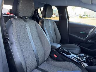 Peugeot 208 1.2  AUTOMAAT picture 16