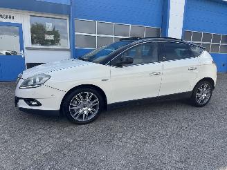  Lancia Delta 1.8-16V  AUTOMAAT  FULL OPTION 2010/1
