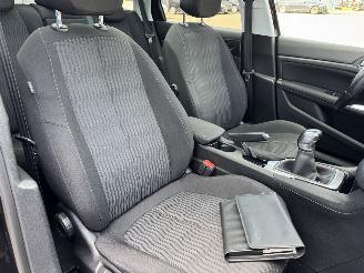 Peugeot 308 1.2 PURE TECH  BLUE LION picture 14