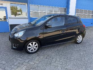 Auto incidentate Mitsubishi Space-star 1.0  INTENSE 2015/2
