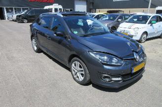 krockskadad bil auto Renault Mégane 1.2 TCe Limited Pano 116pk 2016/6