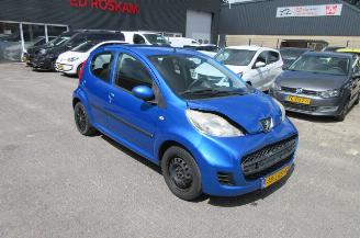 krockskadad bil auto Peugeot 107 1.0-12V XS 2010/6