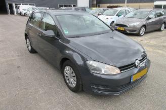 krockskadad bil auto Volkswagen Golf 1.2 TSI 5-drs  airco 2014/4