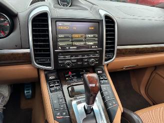 Porsche Cayenne 4.8 S  Automaat Pano 400pk picture 21
