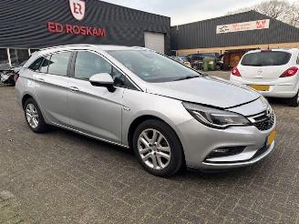 Unfallwagen Opel Astra 1.0 Online Edition 2017/12