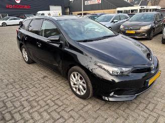Vaurioauto  passenger cars Toyota Auris 1.2 T Sports Dynamic 116pk 2018/2