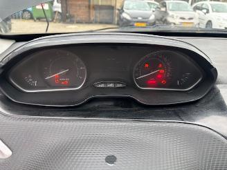 Peugeot 2008 1.2 PureTech  (km 39.855 nap) picture 12